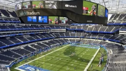 法兰克福曼城转会协商进展积极，马尔穆什转会或下周达成